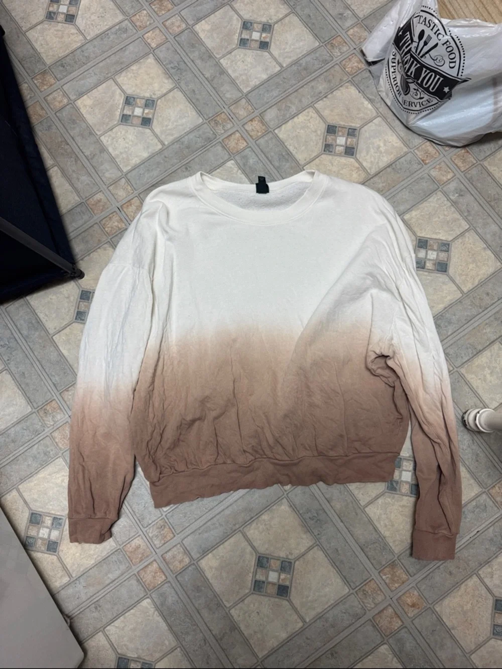 Wild Fable ombré crewneck - Picture 1 of 3